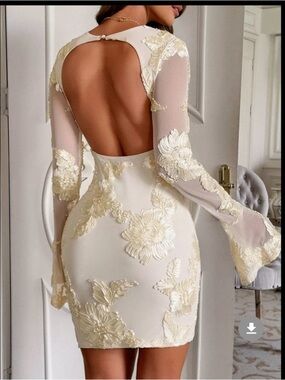 Elegant Ivory Lace Appliqué Open-Back Mini Dress